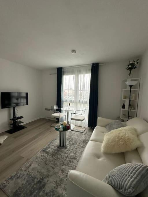 Studio Charmant Et Cosy Apartment Rueil-Malmaison Exterior foto